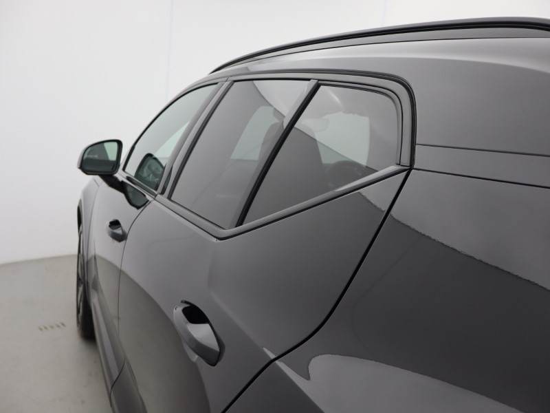 2025 (75) VOLVO XC40 2.0 B4P Plus Black Edition 5dr Auto 5579548
