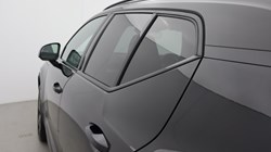 2025 (75) VOLVO XC40 2.0 B4P Plus Black Edition 5dr Auto 5579548