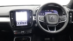 2025 (75) VOLVO XC40 2.0 B4P Plus Black Edition 5dr Auto 5579570
