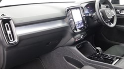 2025 (75) VOLVO XC40 2.0 B4P Plus Black Edition 5dr Auto 5579563