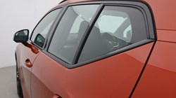 2023 (23) VOLVO XC40 2.0 B3P Plus Dark 5dr Auto 5533604