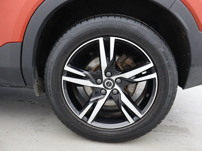 2023 (23) VOLVO XC40 2.0 B3P Plus Dark 5dr Auto 5533605