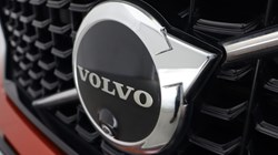 2023 (23) VOLVO XC40 2.0 B3P Plus Dark 5dr Auto 5533594