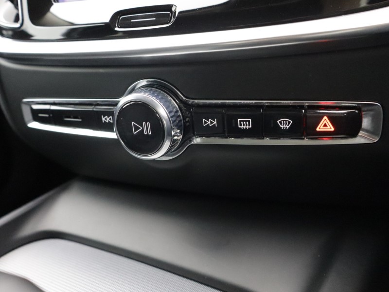 2025 (25) VOLVO V60 2.0 B4P Plus Dark 5dr Auto [7 speed] 5572887