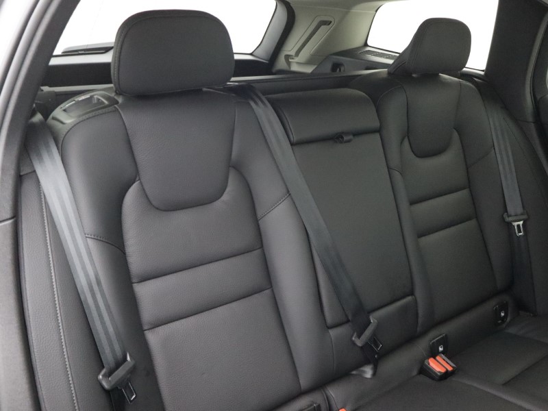 2025 (25) VOLVO V60 2.0 B4P Plus Dark 5dr Auto [7 speed] 5572871