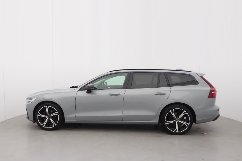 2025 (25) VOLVO V60 2.0 B4P Plus Dark 5dr Auto [7 speed] 5572896