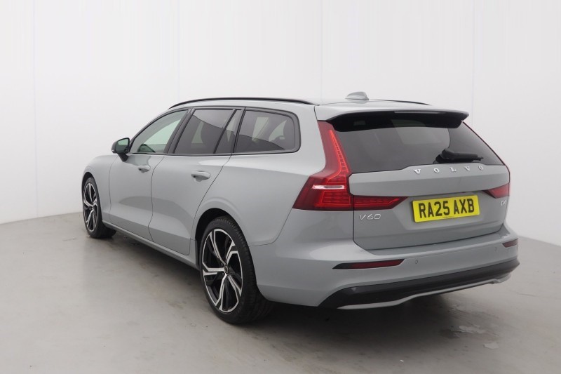 2025 (25) VOLVO V60 2.0 B4P Plus Dark 5dr Auto [7 speed] 5572898