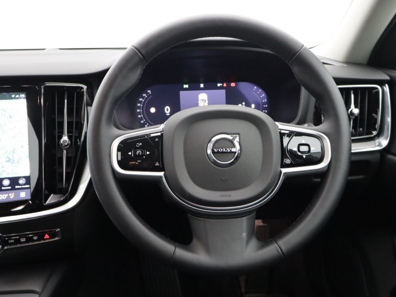 2025 (25) VOLVO V60 2.0 B4P Plus Dark 5dr Auto [7 speed] 5572877