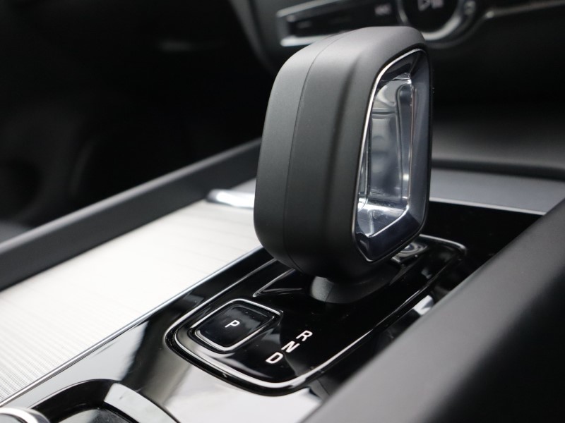2025 (25) VOLVO V60 2.0 B4P Plus Dark 5dr Auto [7 speed] 5572888