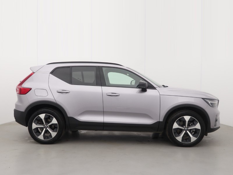 2025 (75) VOLVO XC40 2.0 B3P Plus Dark 5dr Auto 5563625