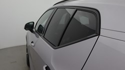 2025 (75) VOLVO XC40 2.0 B3P Plus Dark 5dr Auto 5563641