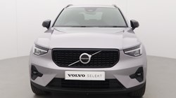 2025 (75) VOLVO XC40 2.0 B3P Plus Dark 5dr Auto 5563621