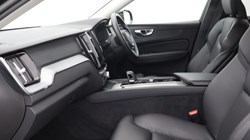 2022 (72) VOLVO XC60 2.0 B4D Plus Dark 5dr AWD Geartronic 5585475