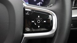 2022 (72) VOLVO XC60 2.0 B4D Plus Dark 5dr AWD Geartronic 5585499