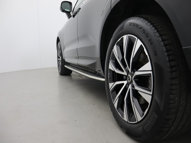 2022 (72) VOLVO XC60 2.0 B4D Plus Dark 5dr AWD Geartronic 5585474