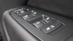 2022 (72) VOLVO XC60 2.0 B4D Plus Dark 5dr AWD Geartronic 5585479