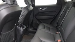 2022 (72) VOLVO XC60 2.0 B4D Plus Dark 5dr AWD Geartronic 5585476