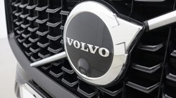 2022 (72) VOLVO XC60 2.0 B4D Plus Dark 5dr AWD Geartronic 5585461
