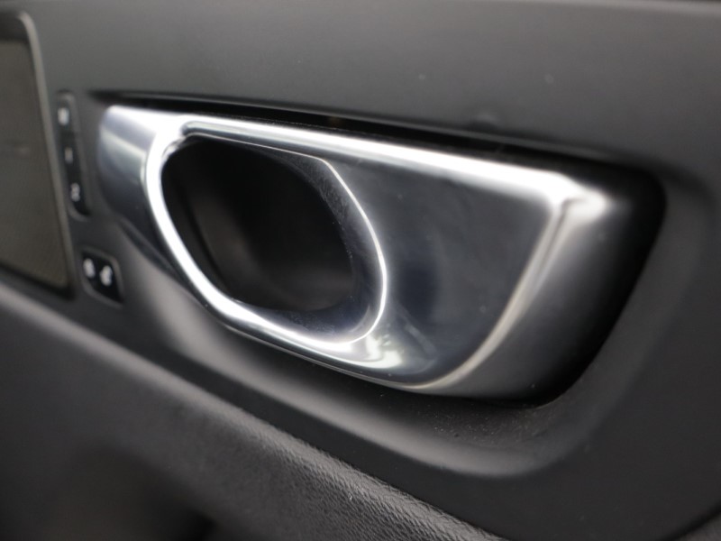2022 (72) VOLVO XC60 2.0 B4D Plus Dark 5dr AWD Geartronic 5585480