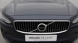 2021 (21) VOLVO V90 2.0 B4P Momentum 5dr Auto 5586497