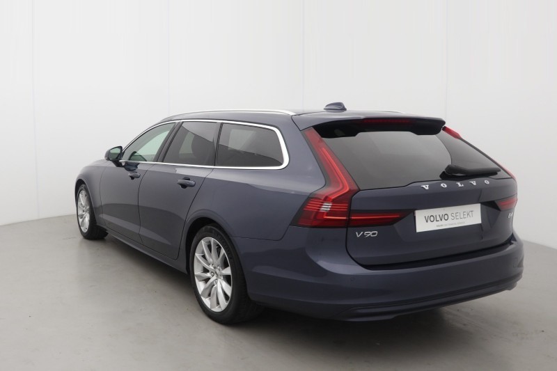 2021 (21) VOLVO V90 2.0 B4P Momentum 5dr Auto 5651178