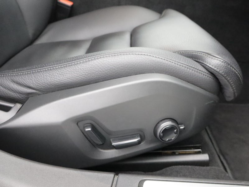 2021 (21) VOLVO V90 2.0 B4P Momentum 5dr Auto 5586520