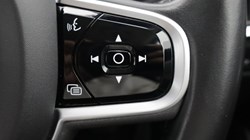 2021 (21) VOLVO V90 2.0 B4P Momentum 5dr Auto 5586533