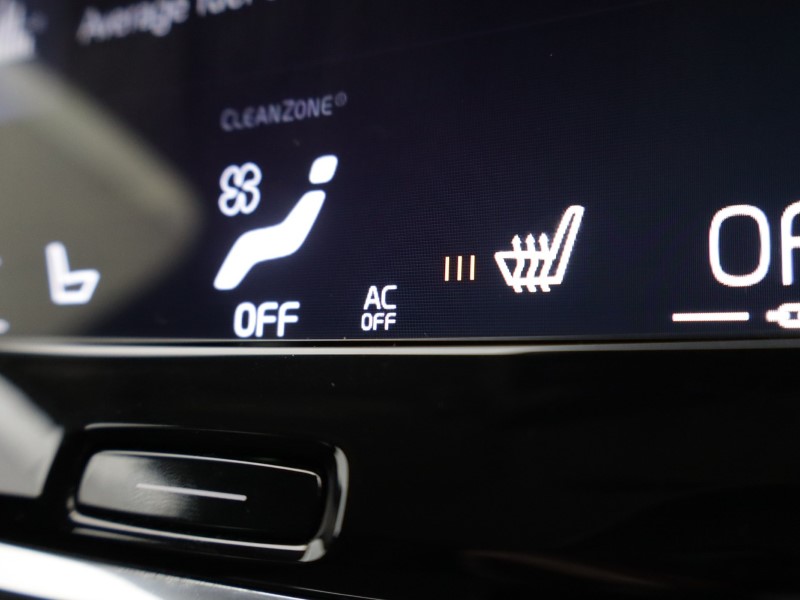 2021 (21) VOLVO V90 2.0 B4P Momentum 5dr Auto 5586537