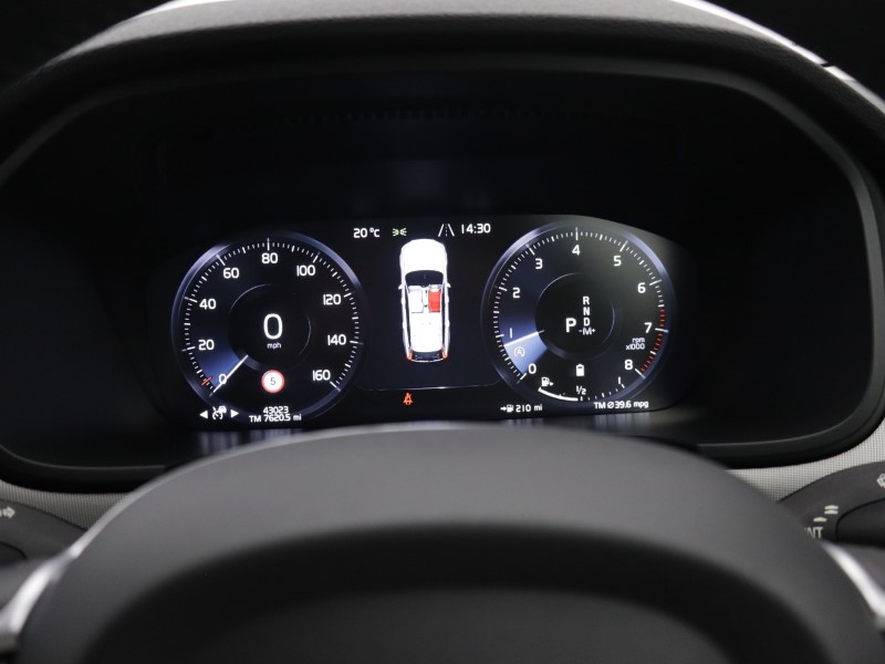 2021 (21) VOLVO V90 2.0 B4P Momentum 5dr Auto 5586534