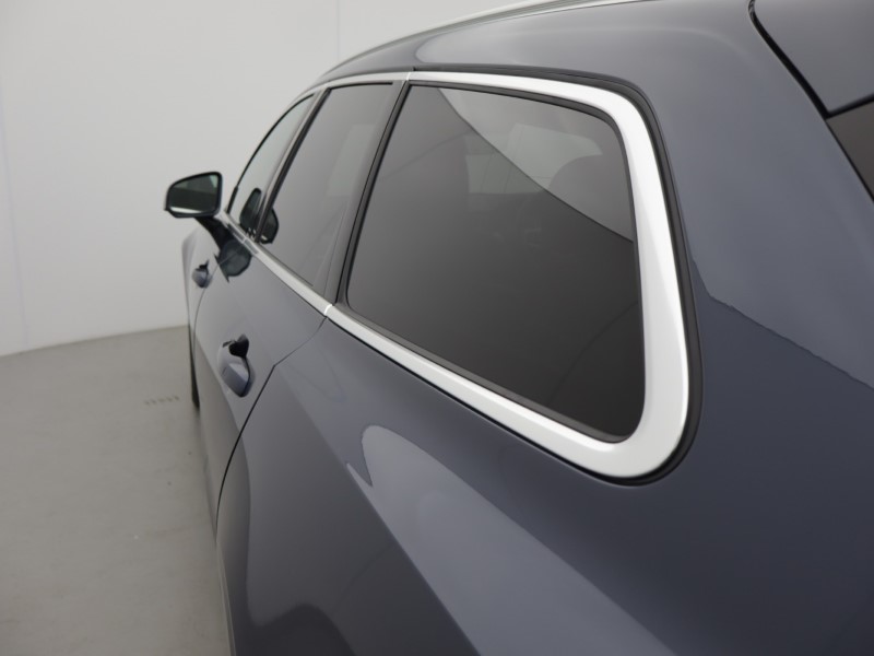 2021 (21) VOLVO V90 2.0 B4P Momentum 5dr Auto 5586509