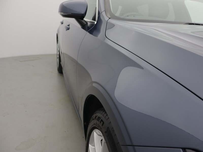 2021 (21) VOLVO V90 2.0 B4P Momentum 5dr Auto 5586499