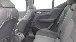 2023 (23) VOLVO XC40 2.0 B4P Ultimate Dark 5dr Auto 5561582