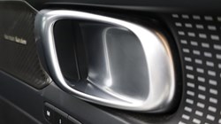2023 (23) VOLVO XC40 2.0 B4P Ultimate Dark 5dr Auto 5561588