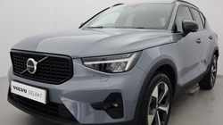 2023 (23) VOLVO XC40 2.0 B4P Ultimate Dark 5dr Auto 5561567