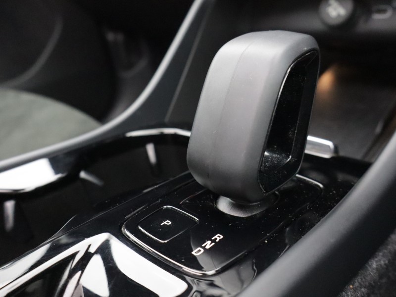 2023 (23) VOLVO XC40 2.0 B4P Ultimate Dark 5dr Auto 5561616