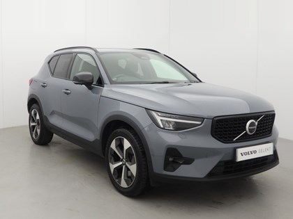 2023 (23) VOLVO XC40 2.0 B4P Ultimate Dark 5dr Auto