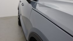2023 (23) VOLVO XC40 2.0 B4P Ultimate Dark 5dr Auto 5561571