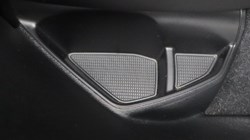 2024 (73) VOLVO XC40 2.0 B4P Plus Dark 5dr Auto 5585638