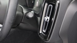 2024 (73) VOLVO XC40 2.0 B4P Plus Dark 5dr Auto 5585630
