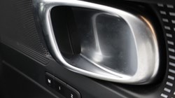 2024 (73) VOLVO XC40 2.0 B4P Plus Dark 5dr Auto 5585627