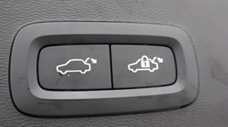 2024 (73) VOLVO XC40 2.0 B4P Plus Dark 5dr Auto 5585617