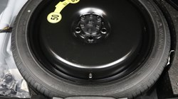 2024 (73) VOLVO XC40 2.0 B4P Plus Dark 5dr Auto 5585618