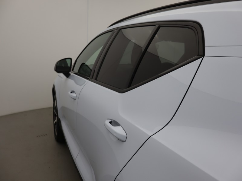 2024 (73) VOLVO XC40 2.0 B4P Plus Dark 5dr Auto 5585620