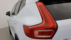 2024 (73) VOLVO XC40 2.0 B4P Plus Dark 5dr Auto 5585613
