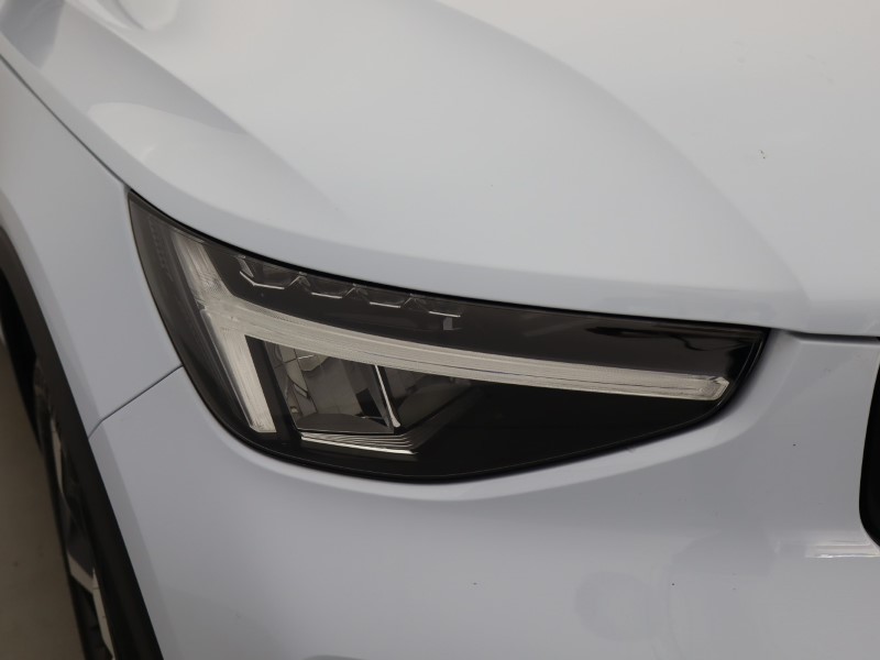 2024 (73) VOLVO XC40 2.0 B4P Plus Dark 5dr Auto 5585606