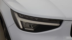 2024 (73) VOLVO XC40 2.0 B4P Plus Dark 5dr Auto 5585606