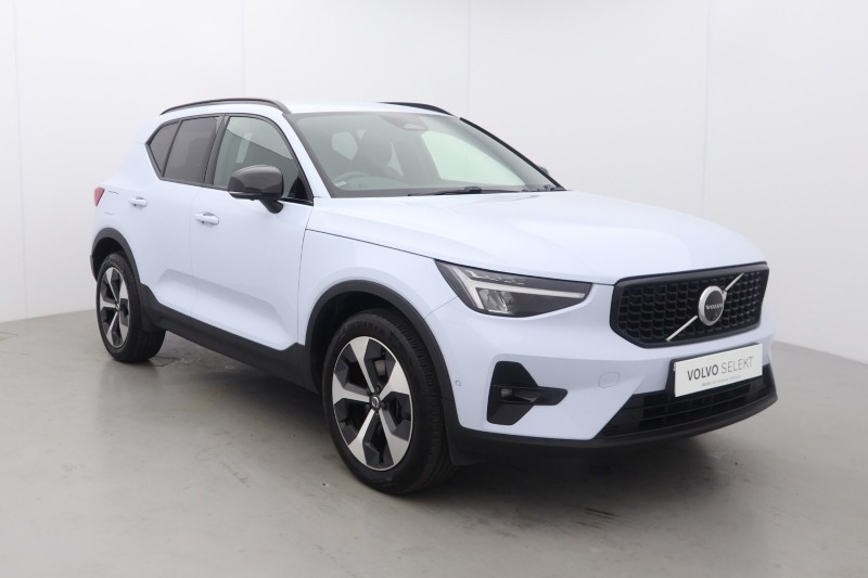2024 (73) VOLVO XC40 2.0 B4P Plus Dark 5dr Auto