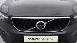 2022 (22) VOLVO XC40 2.0 B3P Core 5dr Auto 5604161