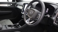 2022 (22) VOLVO XC40 2.0 B3P Core 5dr Auto 5604179