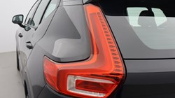 2022 (22) VOLVO XC40 2.0 B3P Core 5dr Auto 5604164